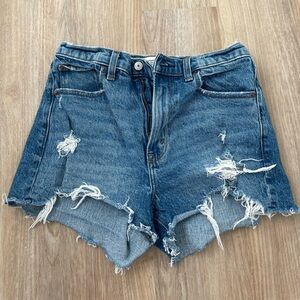 Women’s Abercrombie High Waist Mom Denim Shorts Size 26
